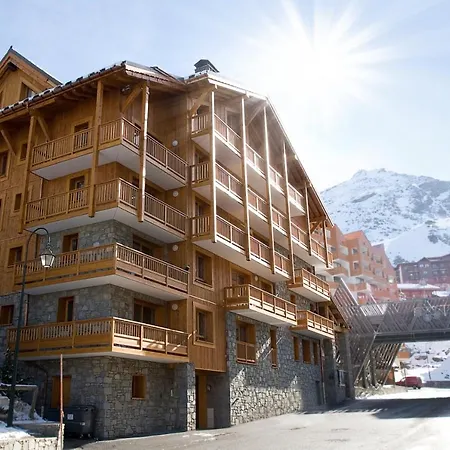 Charming With View On Mont Blanc Chalet