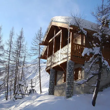 Charming With View On Mont Blanc Peisey-Nancroix