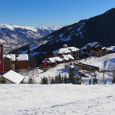 Charming With View On Mont Blanc Peisey-Nancroix